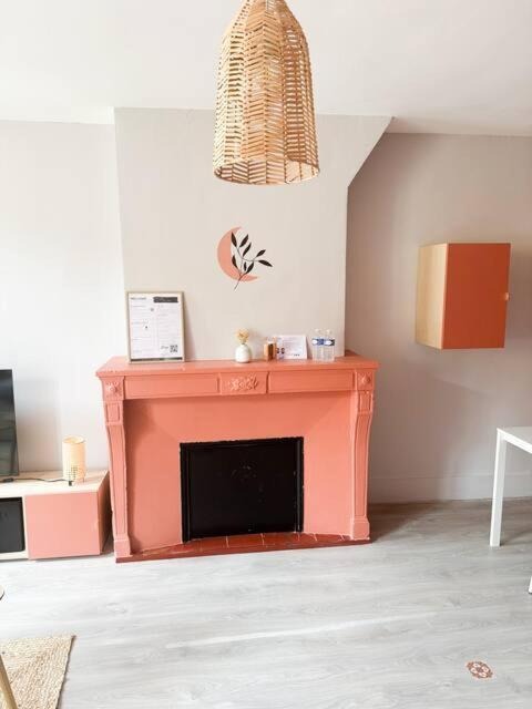 Food And Chill - Deux Appartements Hypercentre - 1 Theme Cinema - By Primo C0Nciergerie Tournus Exterior photo